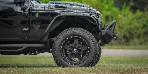 Jeep Wrangler with XF Off-Road XF-210